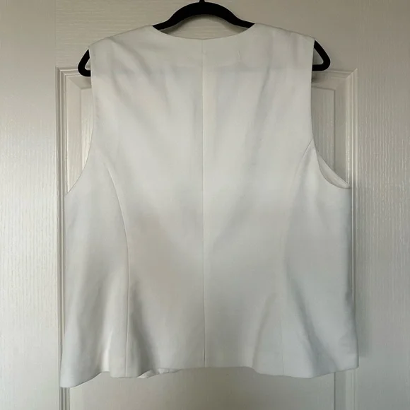 H&M Tailored XL Cream Vest with Black Buttons - Picture 3 of 4
